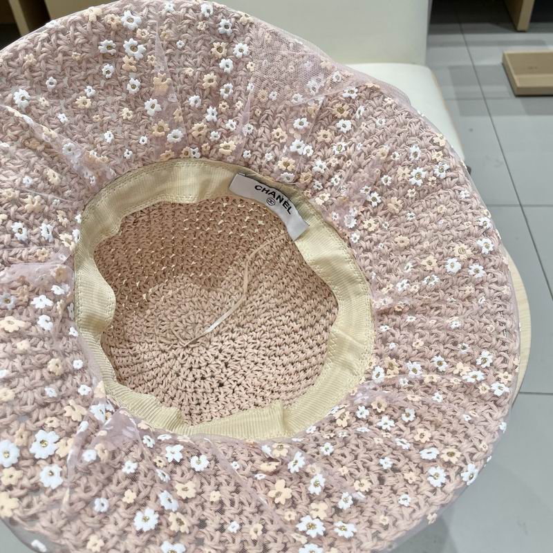 Chanel top hat (212)