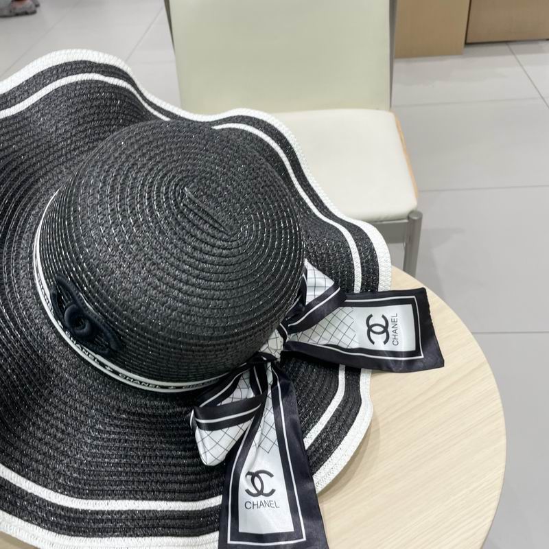 Chanel top hat (212)