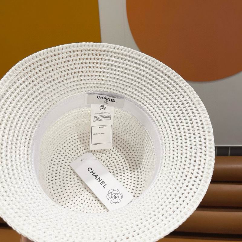 Chanel top hat (215)