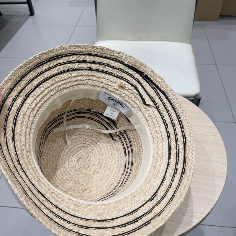 Chanel top hat (224)