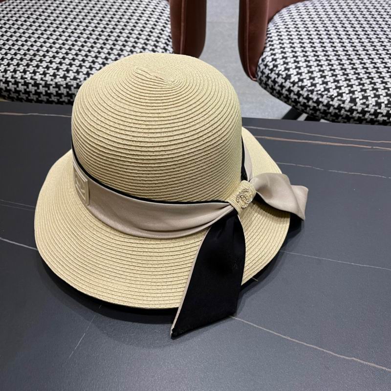 Chanel top hat (252)