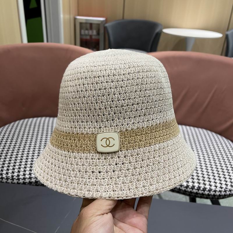 Chanel top hat (300)
