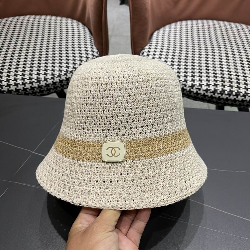 Chanel top hat (301)