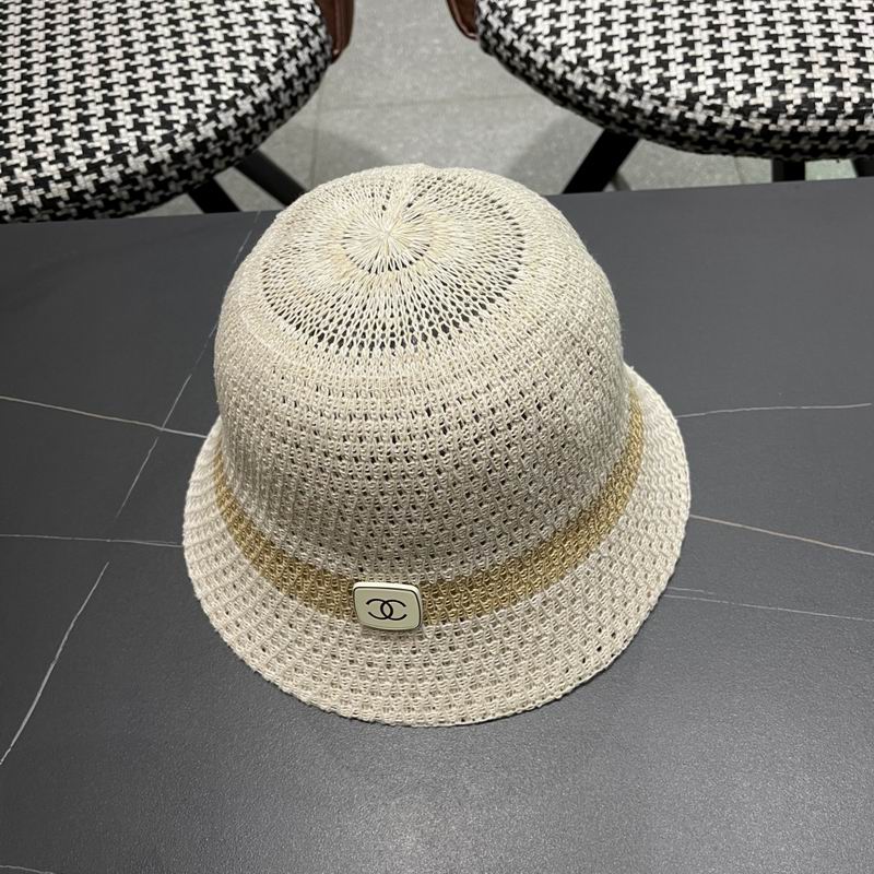 Chanel top hat (303)