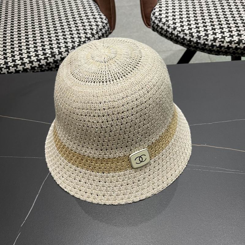 Chanel top hat (304)