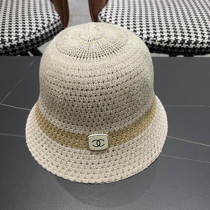 Chanel top hat (306)