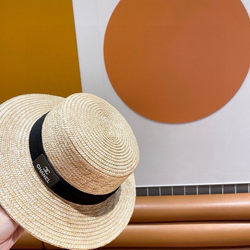 Chanel top hat (310)