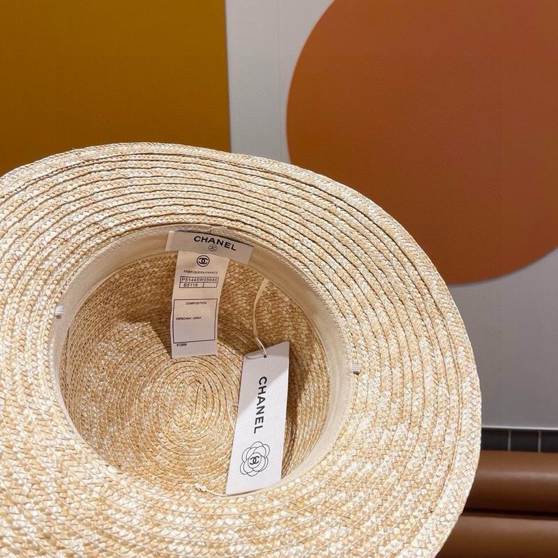 Chanel top hat (317)
