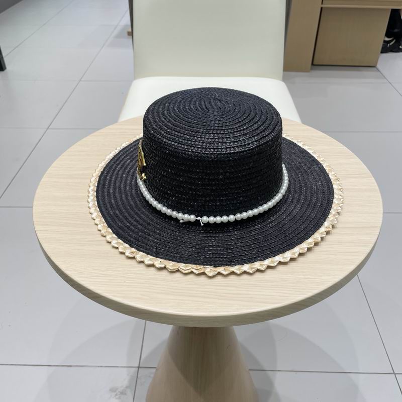 Chanel top hat (335)
