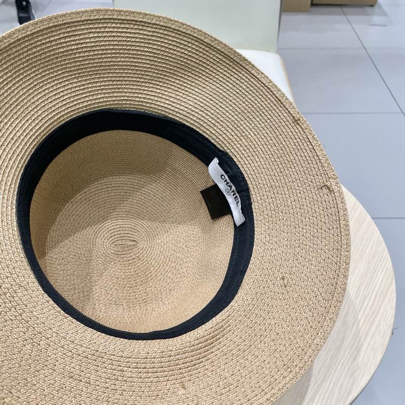 Chanel top hat (365)