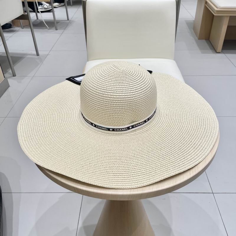 Chanel top hat (384)