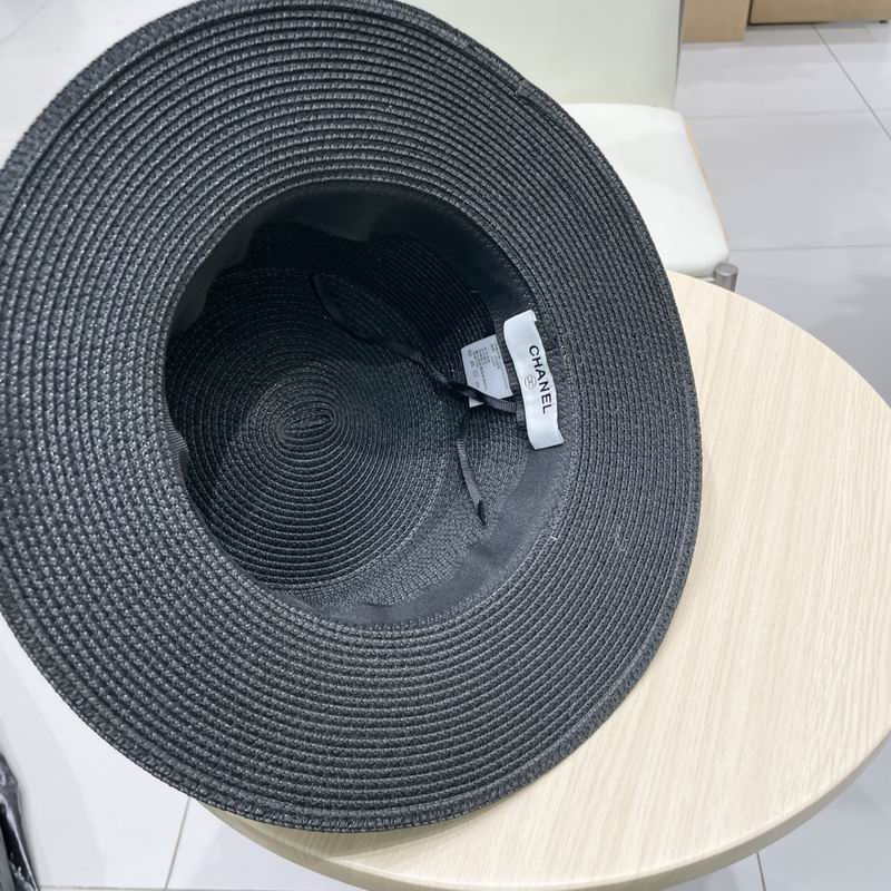 Chanel top hat (401)