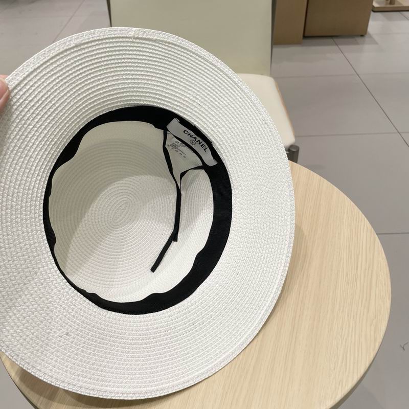 Chanel top hat (410)