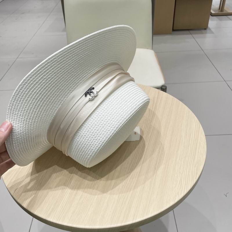 Chanel top hat (413)