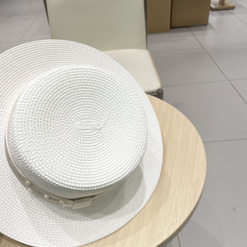 Chanel top hat (415)