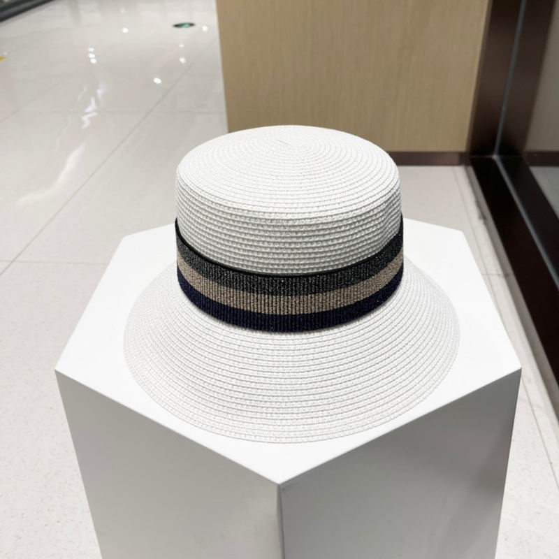 Chanel top hat (516)