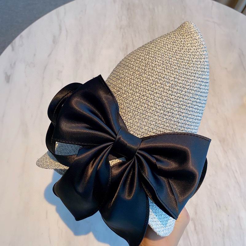 Chanel top hat dx (70)