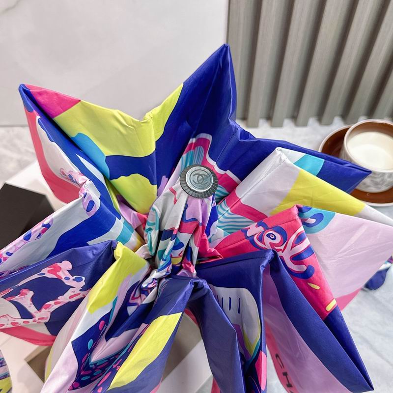 Chanel umbrella (645)