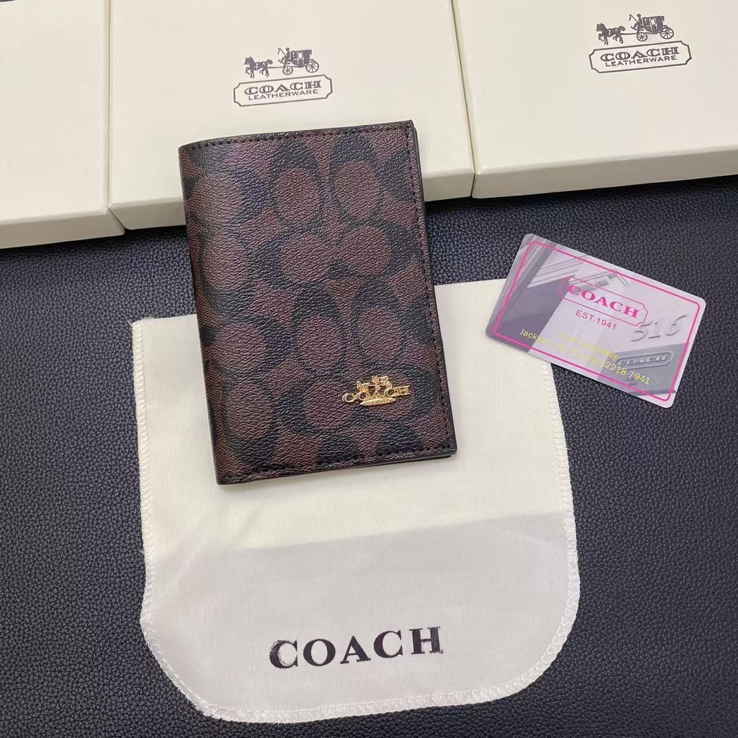 Coach 10.3X14cm (5)