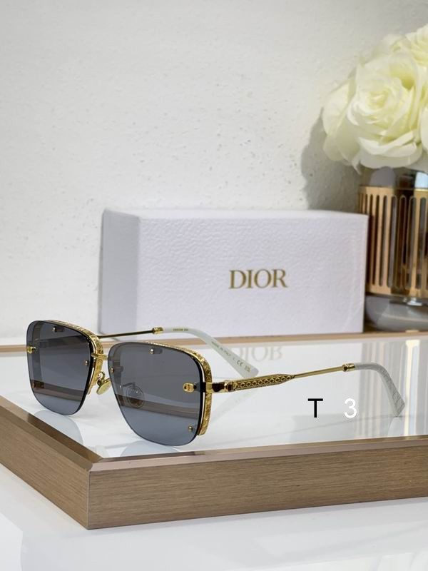 Dior A4 58 13-140  c06