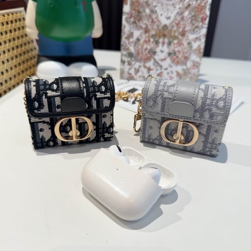 Dior AirPods 7.5X6.5X3cm 01 (1)