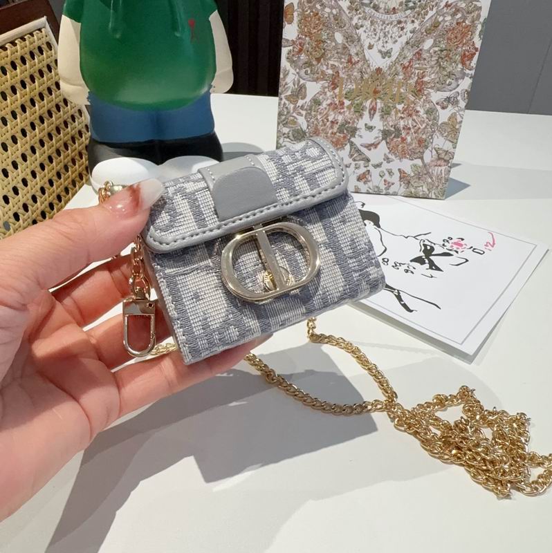 Dior AirPods 7.5X6.5X3cm 01 (12)