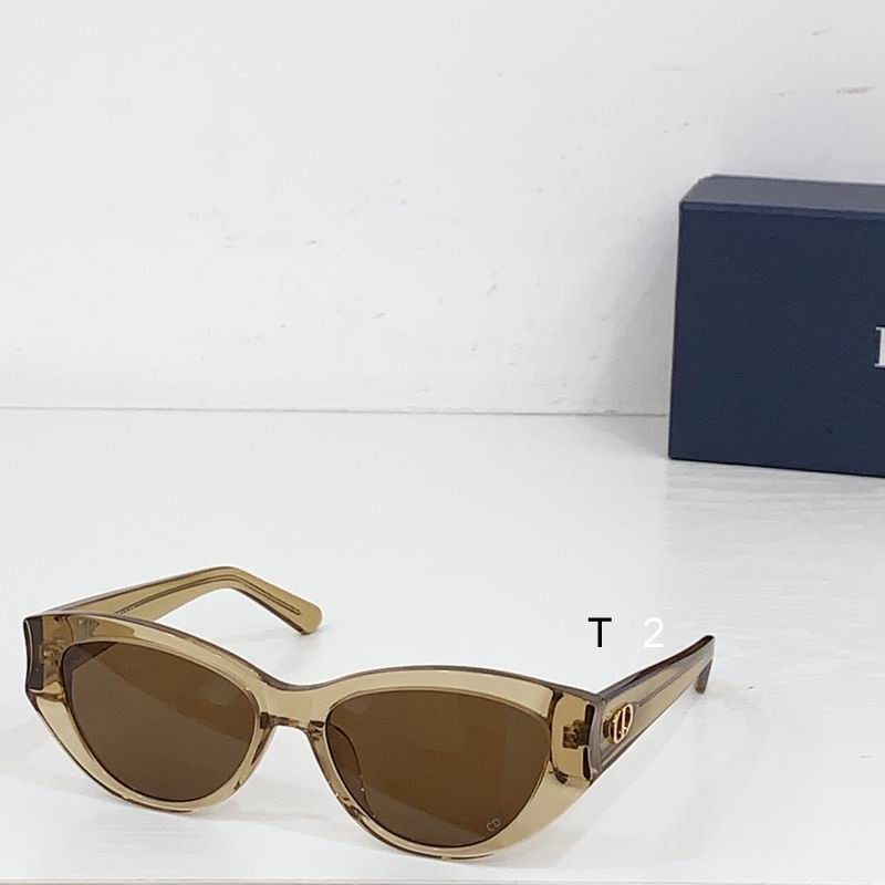 Dior GlowB11 53 16 140 b03