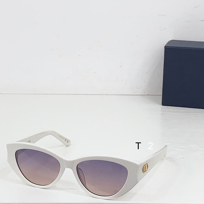 Dior GlowB11 53 16 140 b04