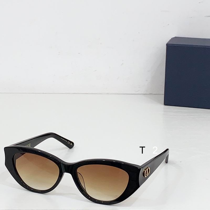 Dior GlowB11 53 16 140 b06