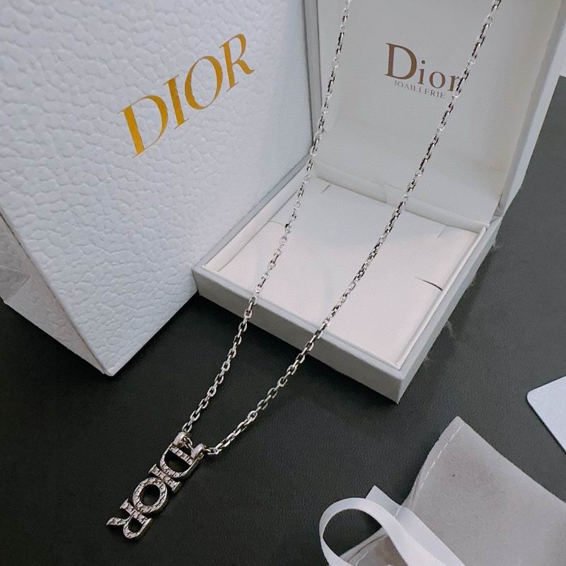 Dior Necklace 03lyh143 (1)