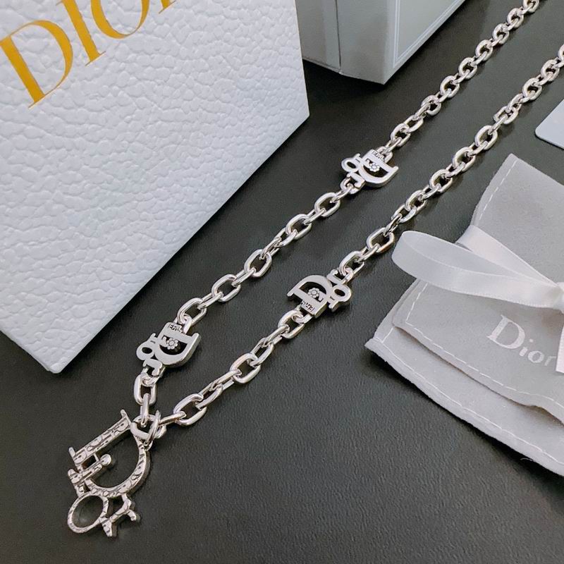 Dior Necklace 03lyh147 (4)