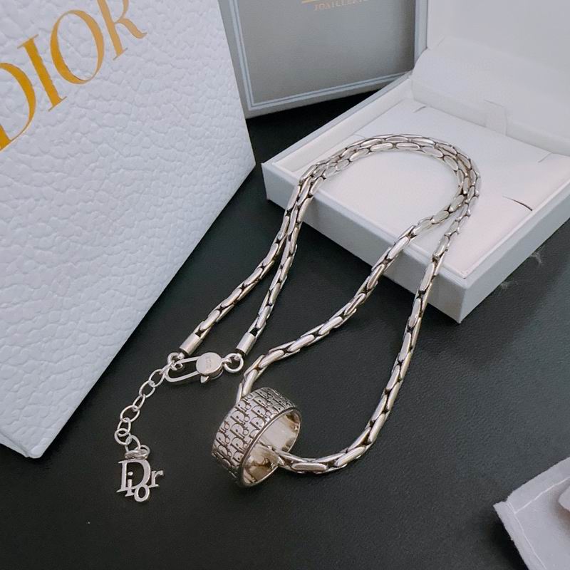 Dior Necklace 03lyh154 (1)
