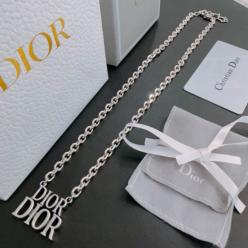 Dior Necklace 03lyh183 (5)