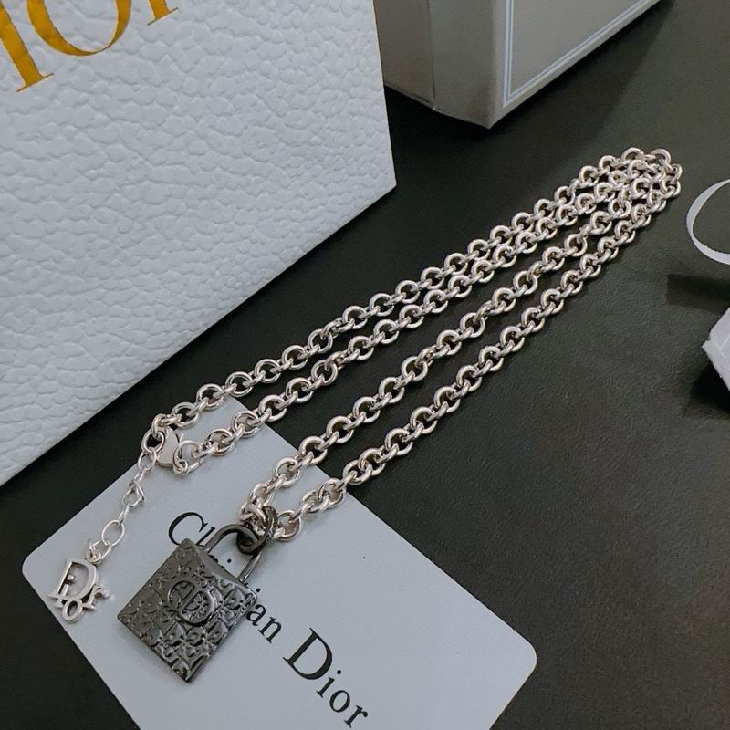 Dior Necklace 03lyh184 (4)