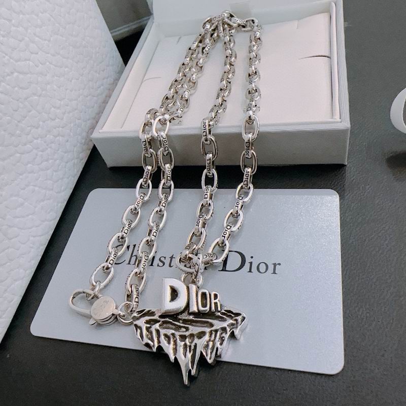 Dior Necklace 03lyh185 (1)