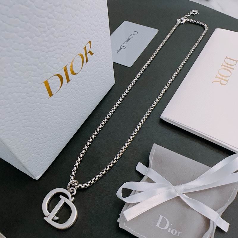 Dior Necklace 03lyh210 (1)