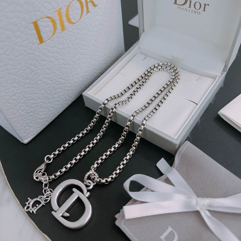 Dior Necklace 03lyh210 (2)