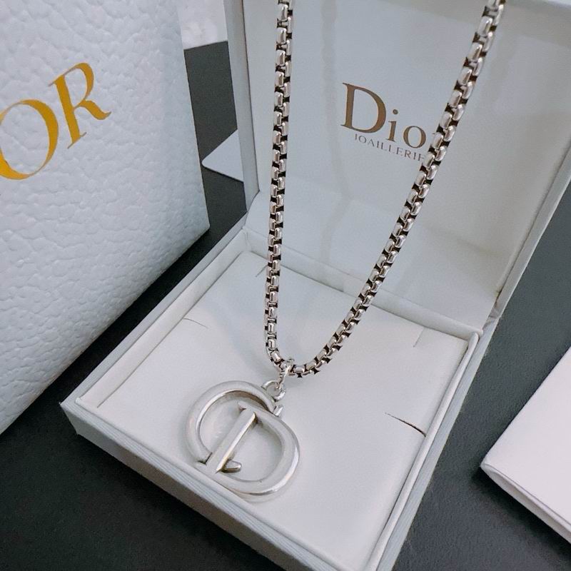 Dior Necklace 03lyh210 (3)