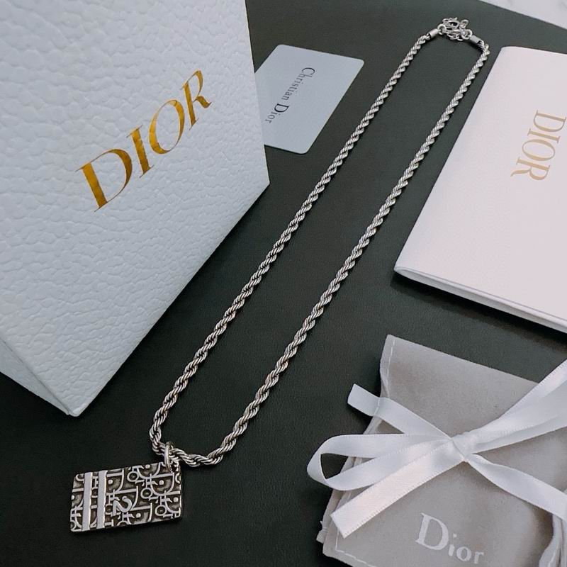 Dior Necklace 03lyh211 (1)