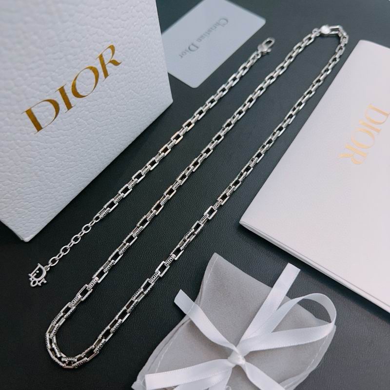 Dior Necklace 03lyh216 (1)