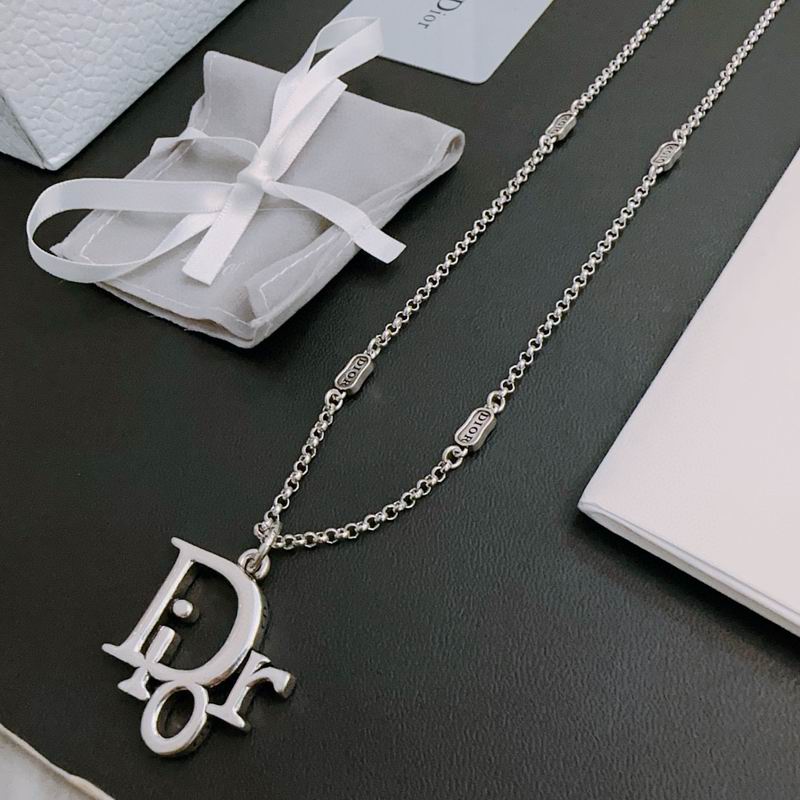 Dior Necklace 03lyh247 (4)
