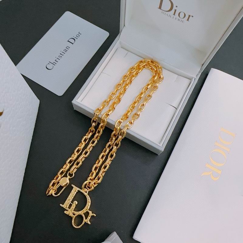 Dior Necklace 03lyh257 (4)
