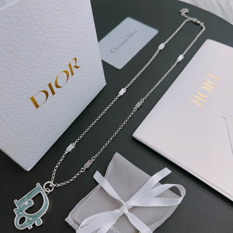 Dior Necklace 03lyh267 (1)