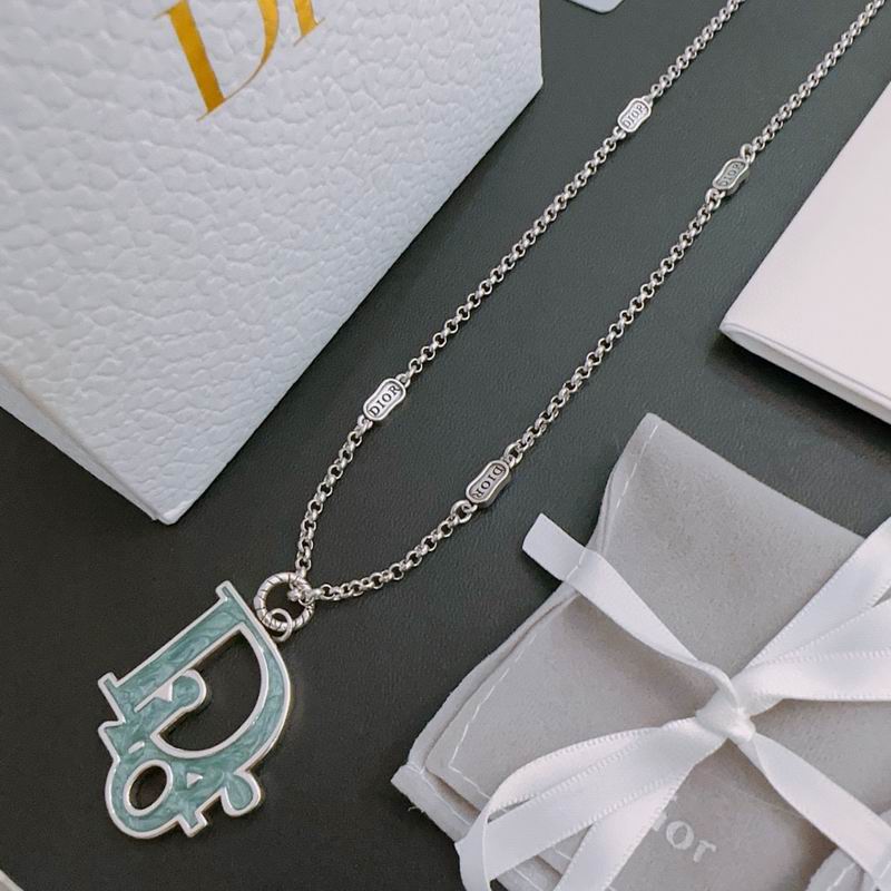 Dior Necklace 03lyh267 (4)