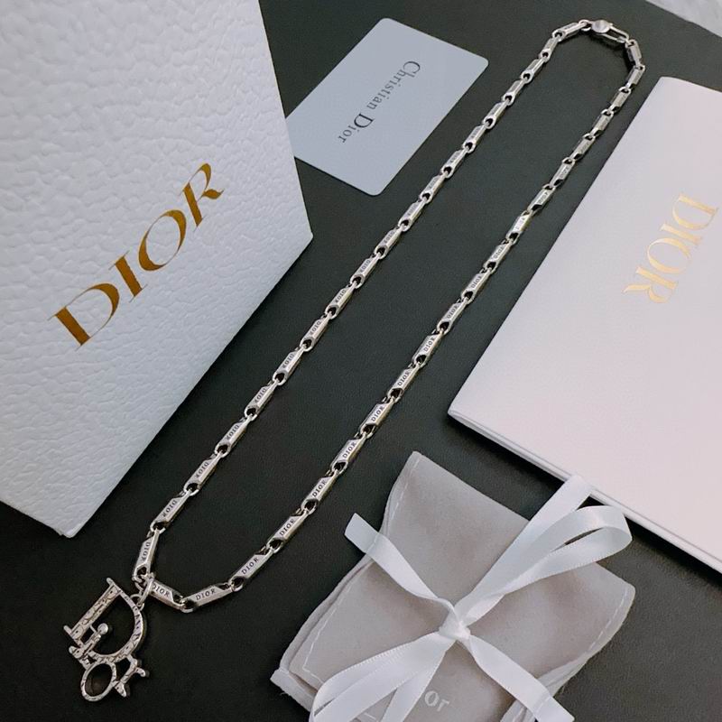 Dior Necklace 03lyh268 (1)