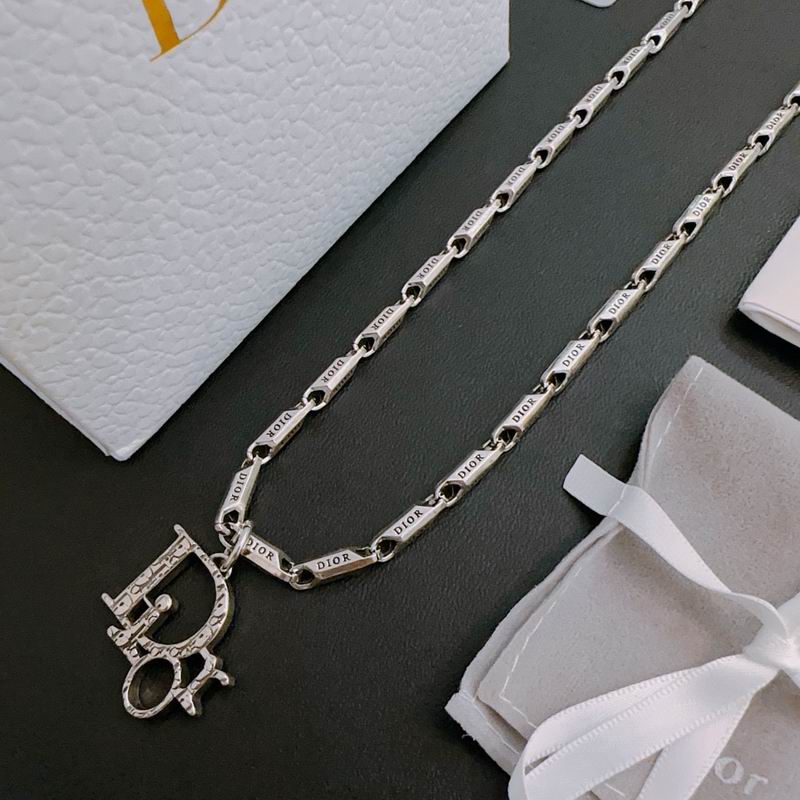 Dior Necklace 03lyh268 (4)