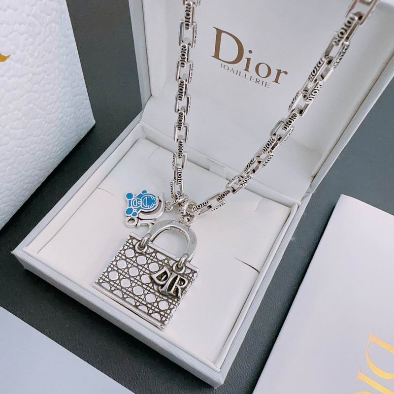 Dior Necklace 03lyh272 (6)