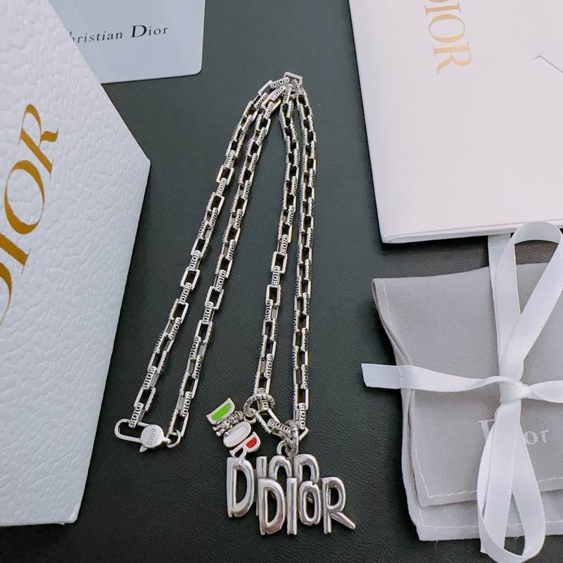 Dior Necklace 03lyh274 (1)
