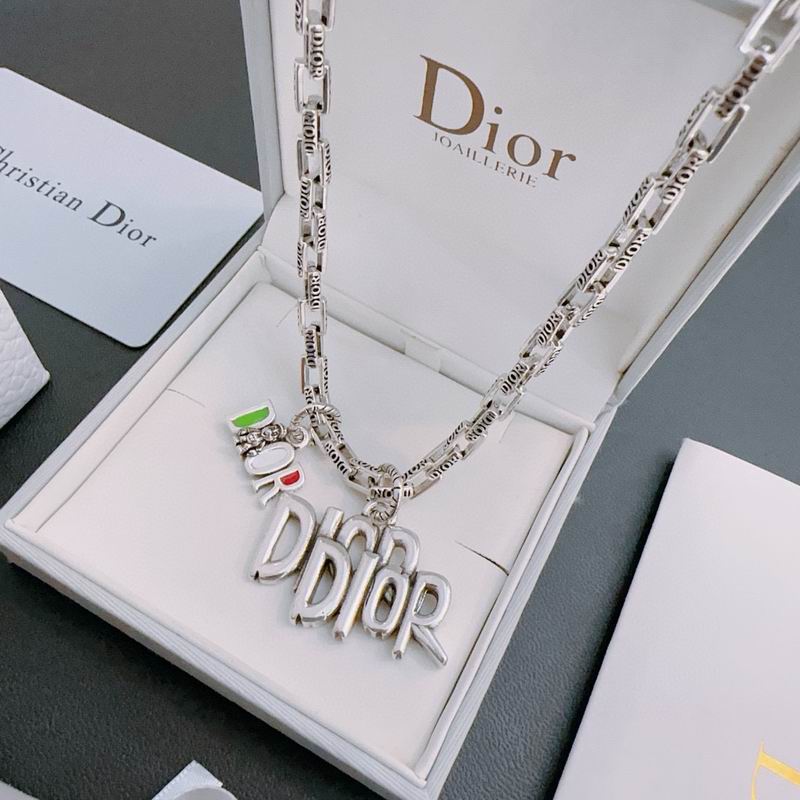 Dior Necklace 03lyh274 (2)