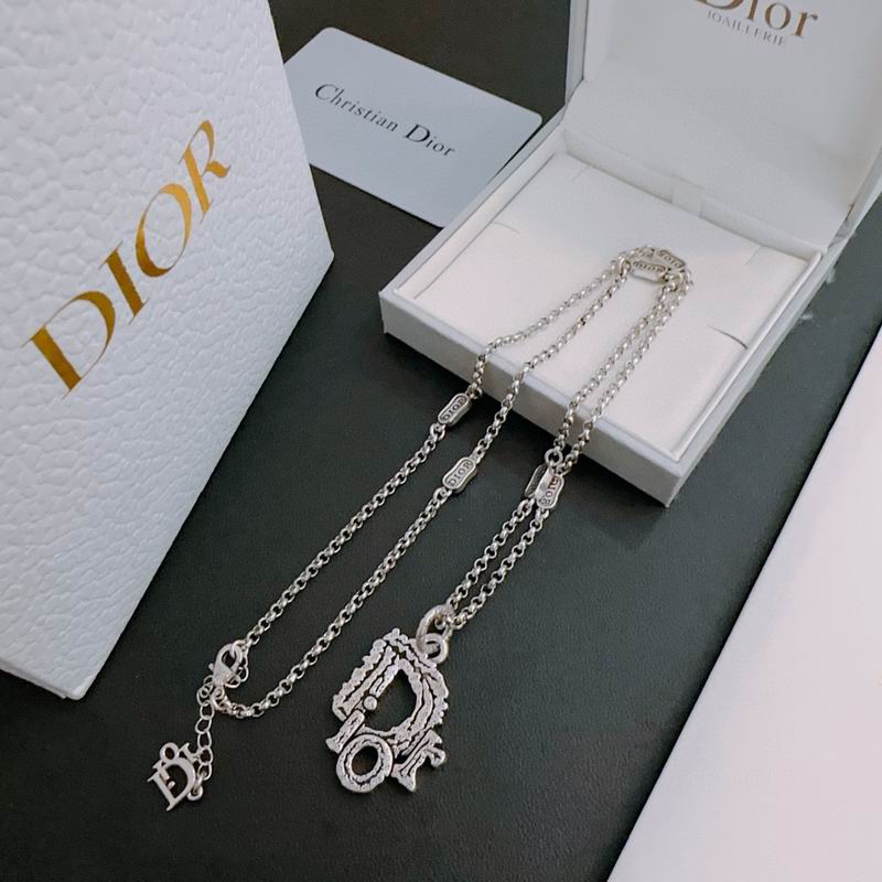 Dior Necklace 03lyh276 (3)